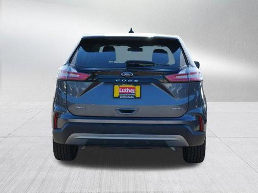 Carbonized Gray Metallic 2024 Ford Edge SEL