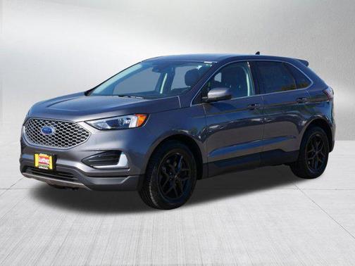 Carbonized Gray Metallic 2024 Ford Edge SEL