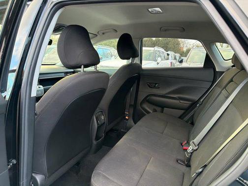 2025 Hyundai KONA SEL Convenience