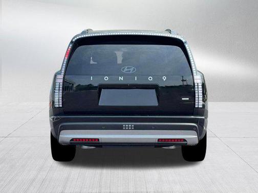2026 Hyundai IONIQ 9 SE