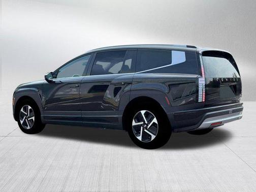 2026 Hyundai IONIQ 9 SE