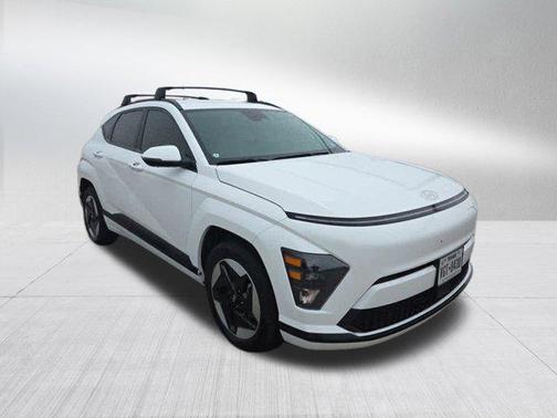 Atlas White 2024 Hyundai KONA EV SEL