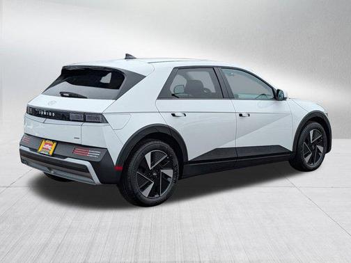 2026 Hyundai IONIQ 5 SE