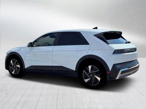 Atlas White 2026 Hyundai IONIQ 5 SEL