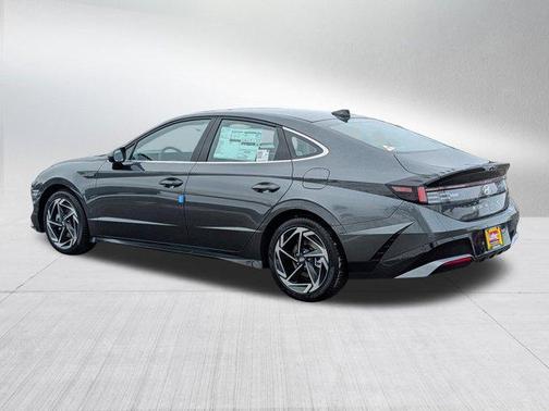 2026 Hyundai SONATA SEL