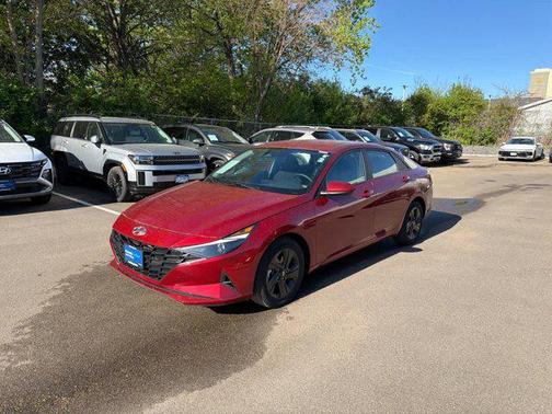 Ultimate Red 2023 Hyundai ELANTRA SEL