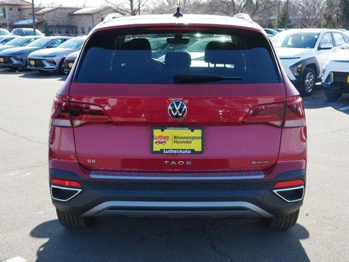 2024 Volkswagen Taos 1.5T SE