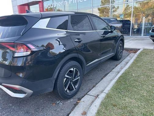 2023 Kia Sportage Hybrid LX