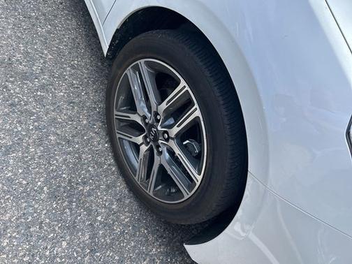 Snow White Pearl 2020 Kia Forte EX