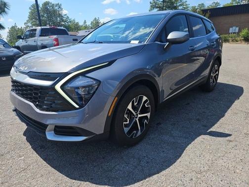 Silver 2023 Kia Sportage EX