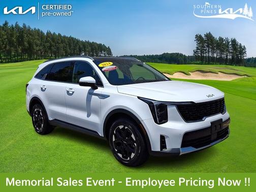 White Pearl 2024 Kia Sorento S