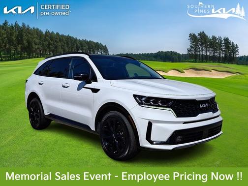 White Pearl 2022 Kia Sorento SX