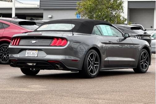 2022 Ford Mustang ECOBOOST