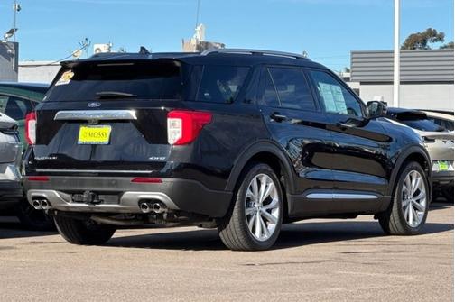 2023 Ford Explorer PLATINUM