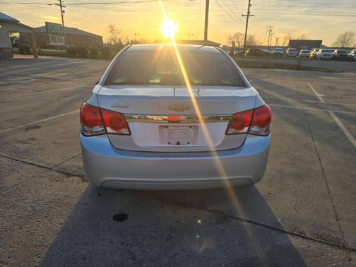 2012 Chevrolet Cruze LS