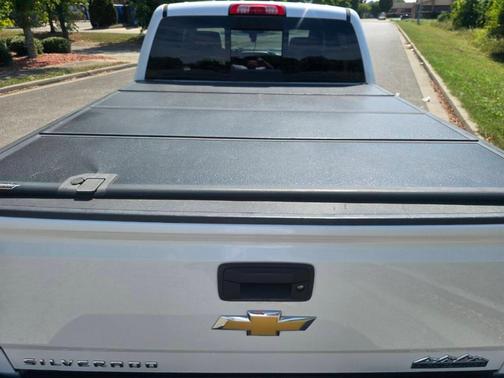 2017 Chevrolet Silverado 1500 High Country