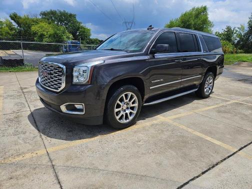2018 GMC Yukon XL SLT