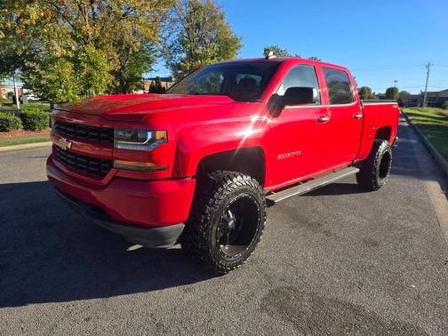 2018 Chevrolet Silverado 1500 Custom
