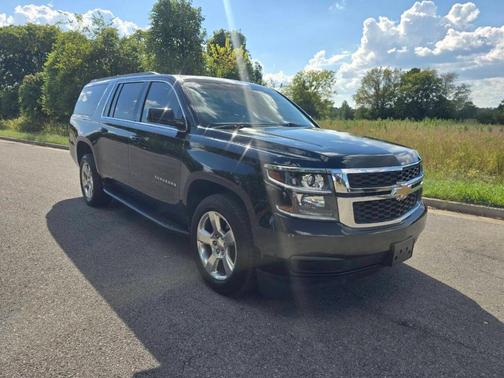 2017 Chevrolet Suburban LS