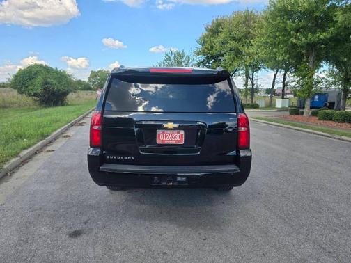 2017 Chevrolet Suburban LS