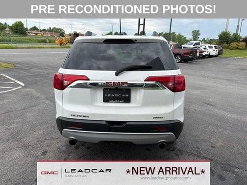Summit White 2017 GMC Acadia SLE-2