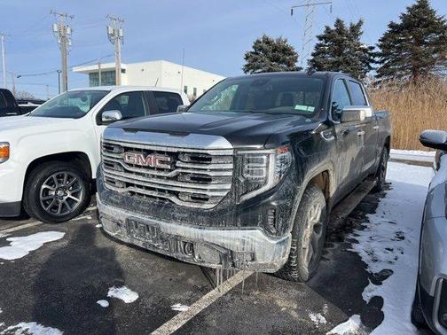2025 GMC Sierra 1500 SLT