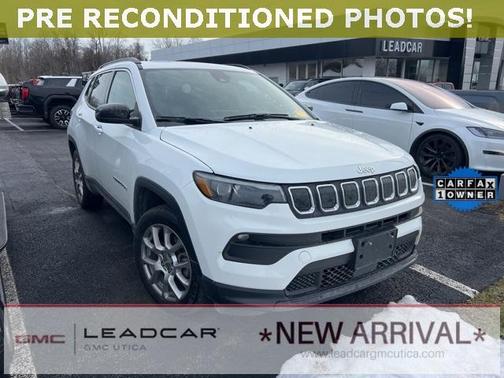 2022 Jeep Compass Latitude Lux