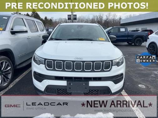 2022 Jeep Compass Latitude Lux