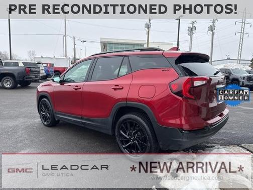 2023 GMC Terrain SLT