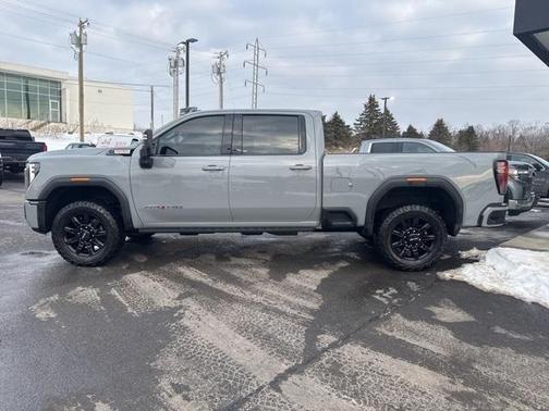 2024 GMC Sierra 2500 AT4