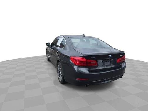 2019 BMW 530 i xDrive