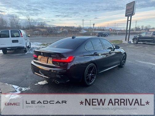 2021 BMW 330 i xDrive