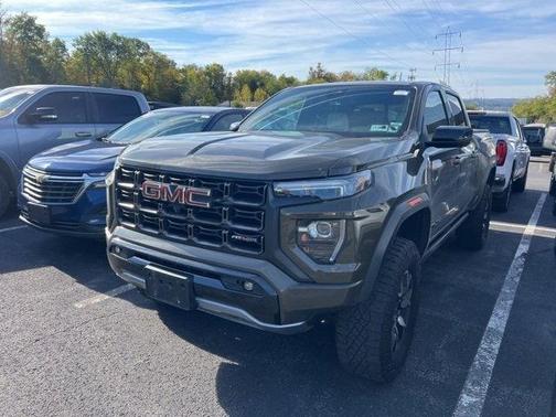 2024 GMC Canyon AT4X