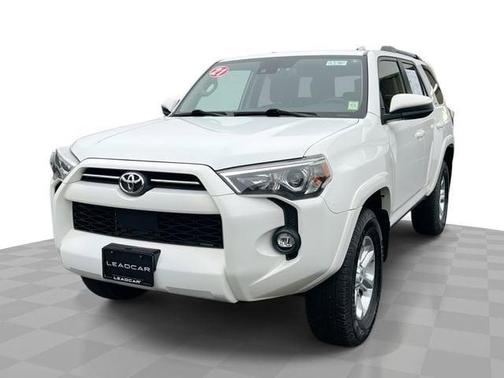 Super White 2021 Toyota 4Runner SR5