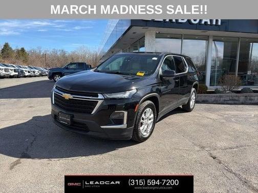 2022 Chevrolet Traverse LS