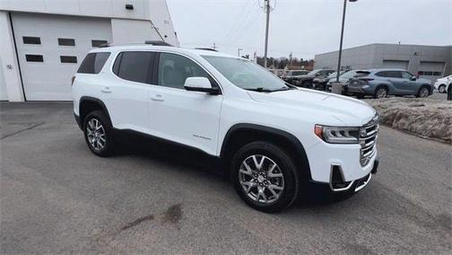 2022 GMC Acadia SLT