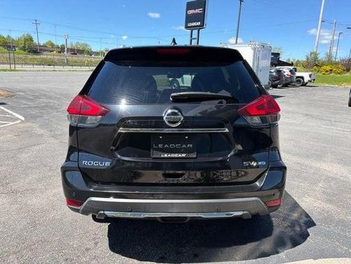 Magnetic Black 2020 Nissan Rogue SV
