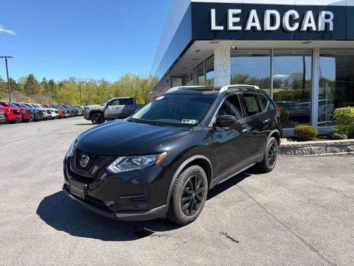 Magnetic Black 2020 Nissan Rogue SV