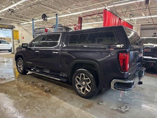 2022 GMC Sierra 1500 SLT