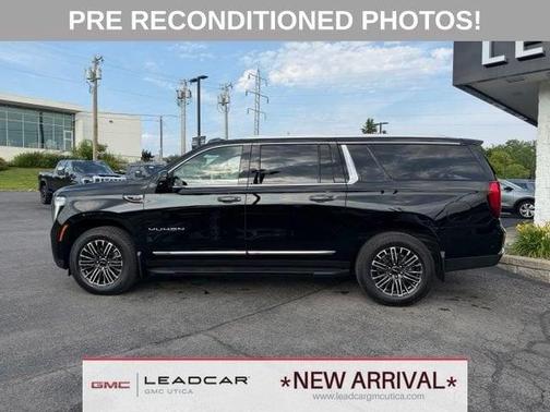Onyx Black 2025 GMC Yukon XL Elevation