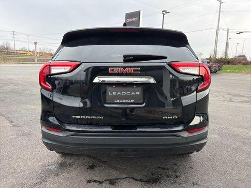Ebony Twilight Metallic 2022 GMC Terrain SLE
