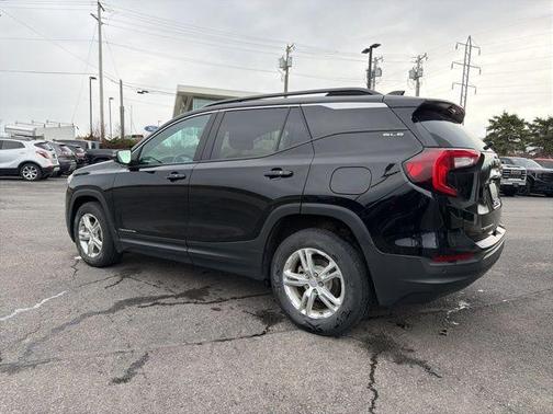Ebony Twilight Metallic 2022 GMC Terrain SLE