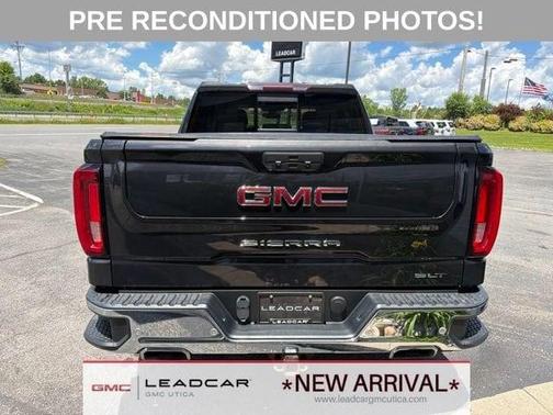 Carbon Black Metallic 2020 GMC Sierra 1500 SLT