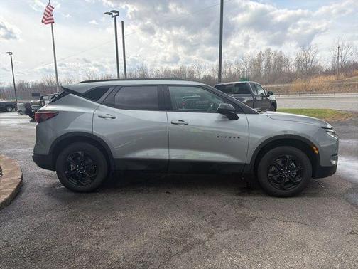 Sterling Gray Metallic 2025 Chevrolet Blazer LT