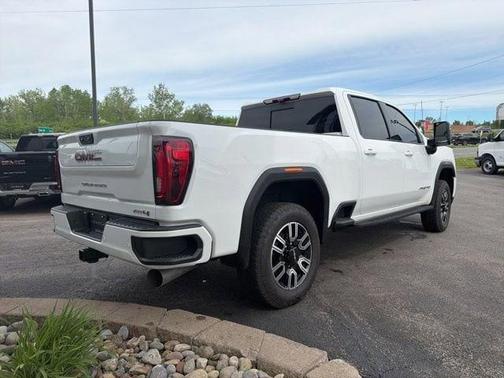 Summit White 2023 GMC Sierra 2500 AT4
