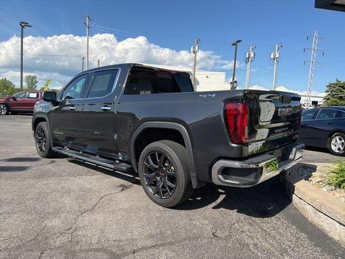 Carbon Black Metallic 2020 GMC Sierra 1500 SLT
