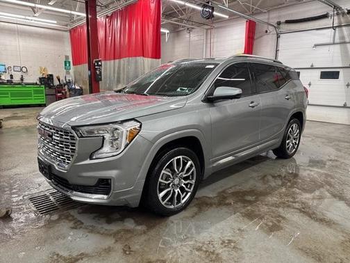 2024 GMC Terrain Denali