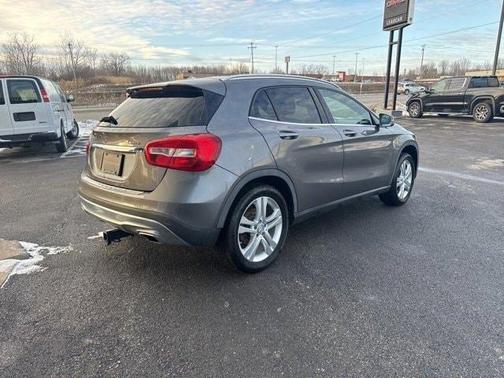 2017 Mercedes-Benz GLA 250 Base 4MATIC