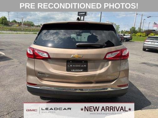 Sandy Ridge Metallic 2019 Chevrolet Equinox 1LT