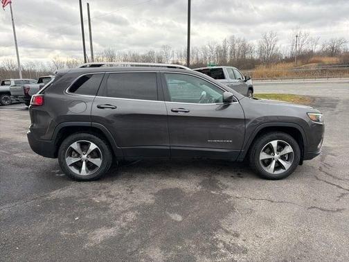 Granite Crystal Clearcoat Metallic 2021 Jeep Cherokee Limited